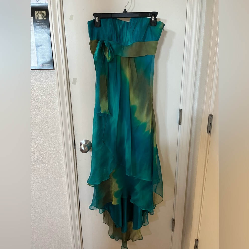Laundry by Shelli Segal Halter Dress